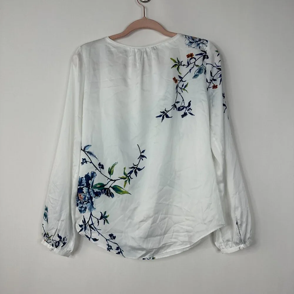 2/$30 White House Black Market Floral Print Long Sleeve Blouse w Keyhole #A0706 - Picture 5 of 9